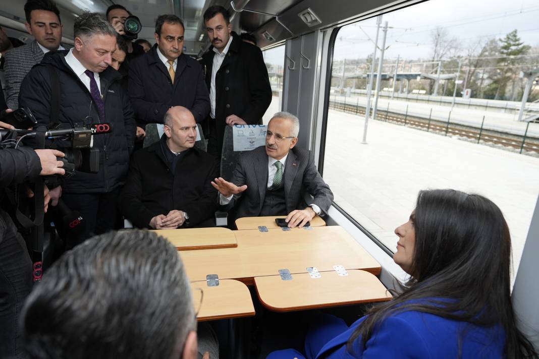 Ankara-Elmadağ banliyö tren seferleri bayram sonuna kadar ücretsiz olacak 11